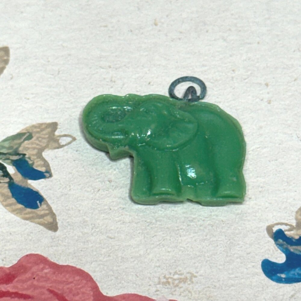 Vintage Celluloid Green Elephant Charm Cracker Jack Gumball Prize